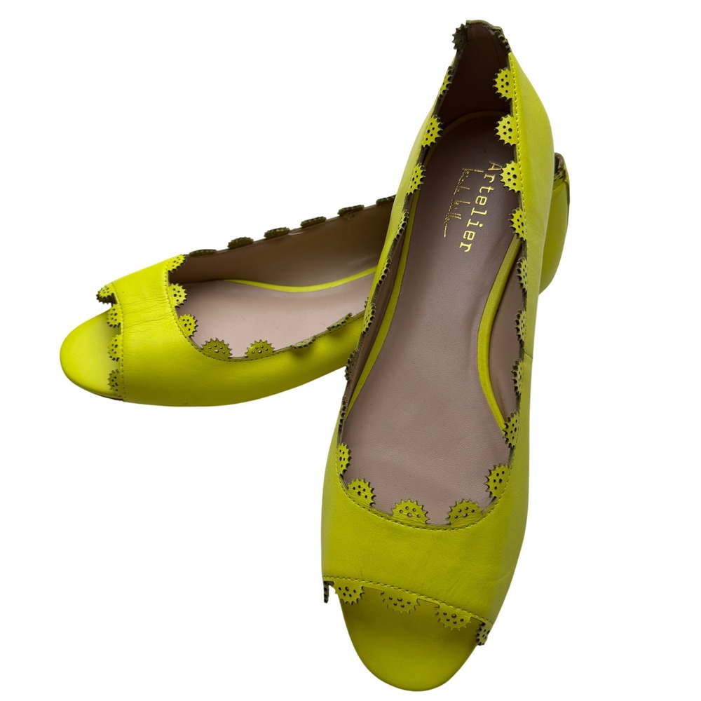 Artelier Nicole Miller Tampa Peep Toe Flats Neon Yellow Scalloped Leather 8M